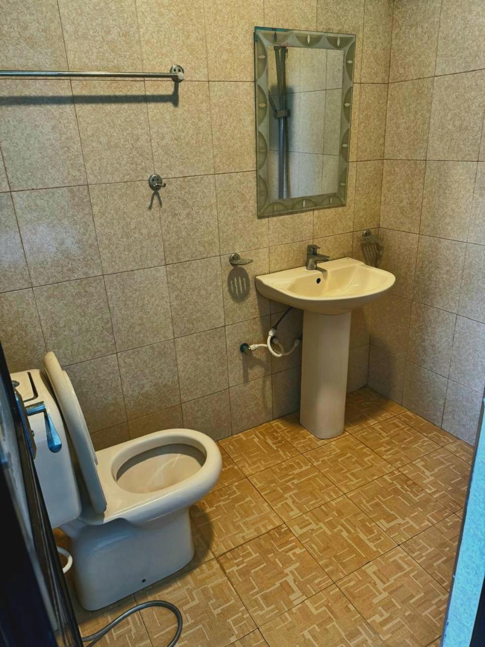 Chanidu Ella Inn מראה חיצוני תמונה